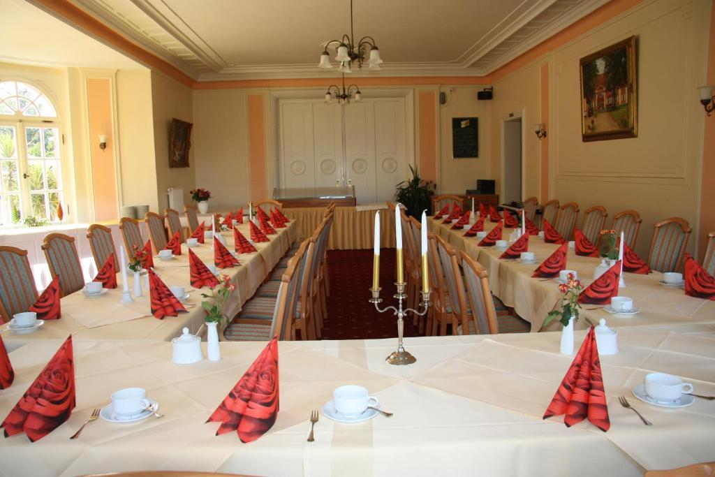 Hôtel Altes Gutshaus-Federow Extérieur photo