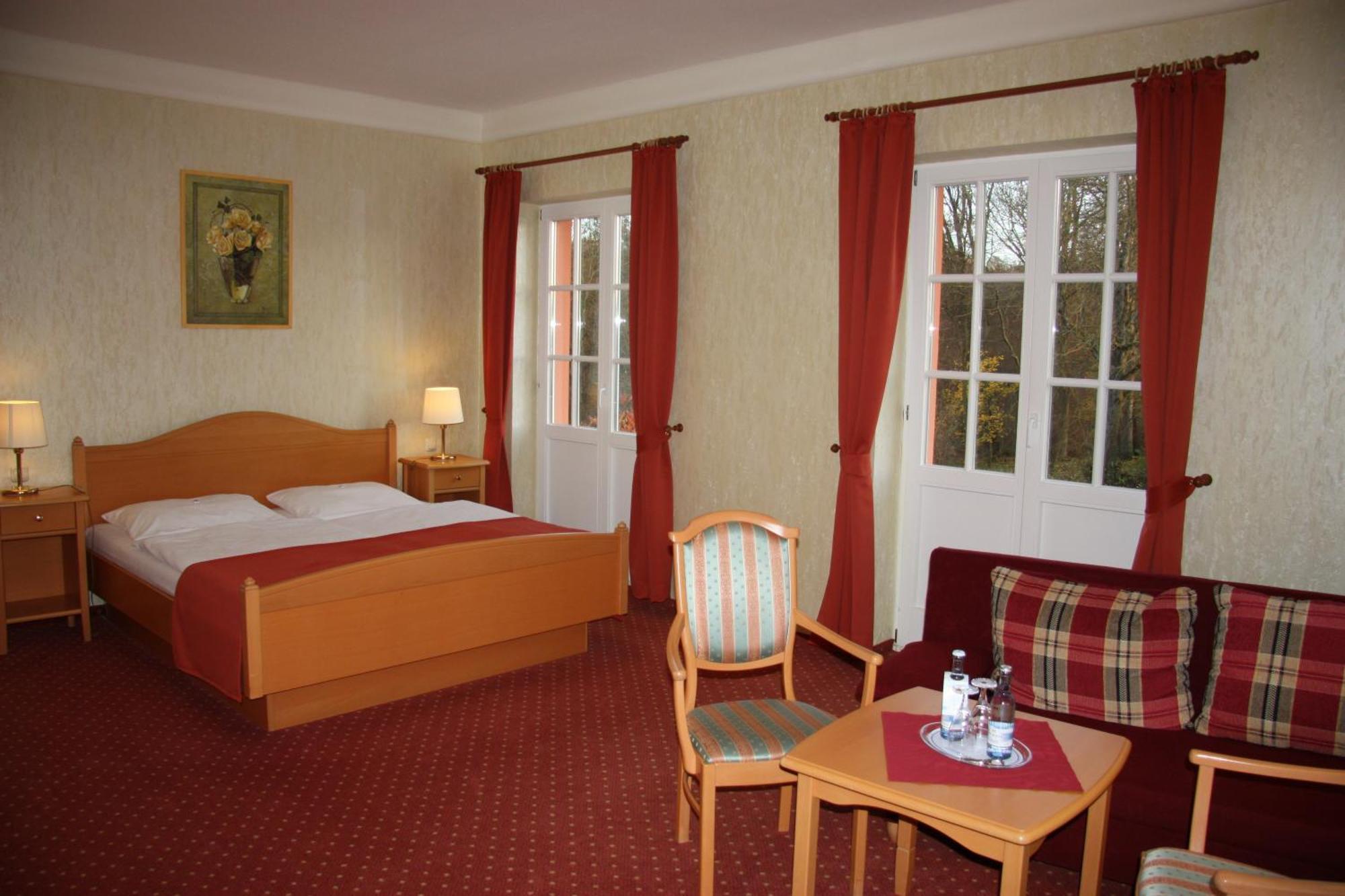 Hôtel Altes Gutshaus-Federow Extérieur photo